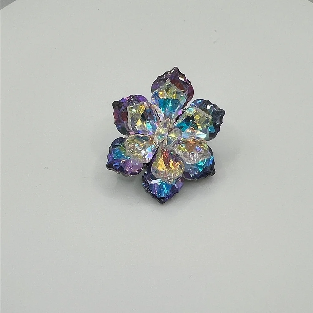 847. Iridescent Flower Crystal Brooch